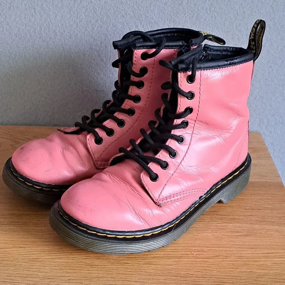 DR DOC MARTENS Girls Pink Boots Shoe 1460 J Soft Leather Youth Sz 1 US
